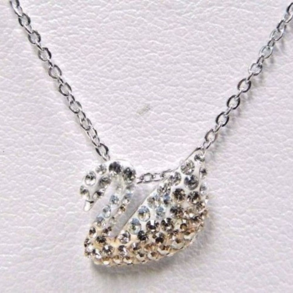 SWAN CRYSTAL PENDANT NECKLACE 2016 SWAROVSKI